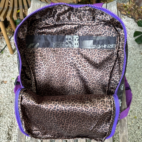 Soflo Riders backpack made with repurposed kite - Picture 4 of 6